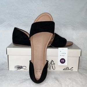 NWT✨a. new day Black Open Flat Shoe Size 11